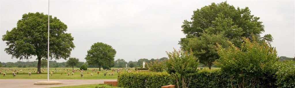 Exterior of Memoryland Memorial Park in Greenville
